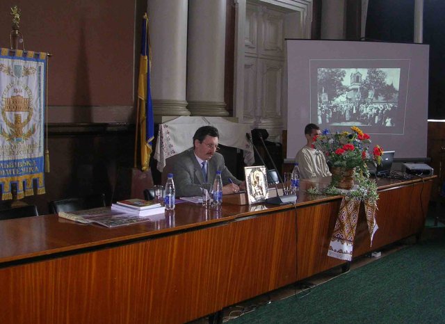 1938: książka i wystawa we Lwowie