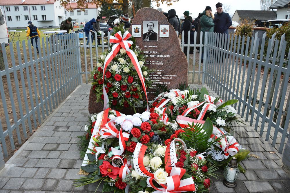 Poświęcenia tablicy upamiętniającej biskupa płk. Mateusza (Siemaszko)