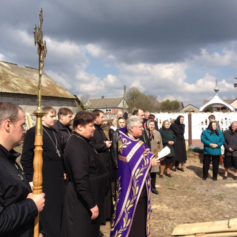 Poświęcenie fundamentów plebanii w Kopytowie